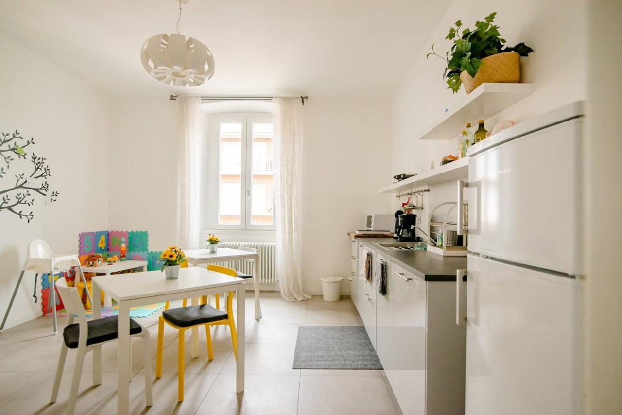 Guesthouse Tree Rooms Modern ベルガモ エクステリア 写真