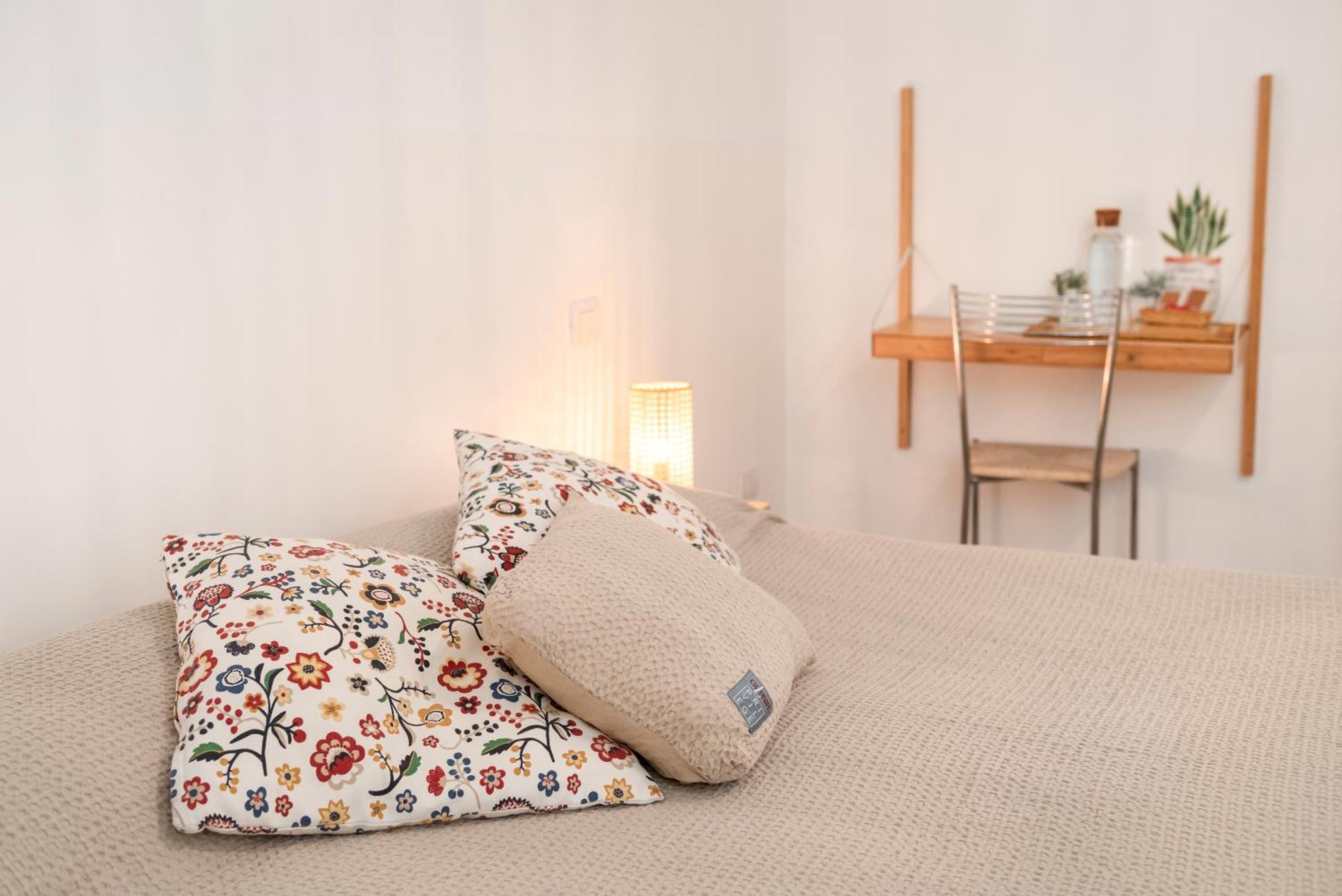 Guesthouse Tree Rooms Modern ベルガモ エクステリア 写真